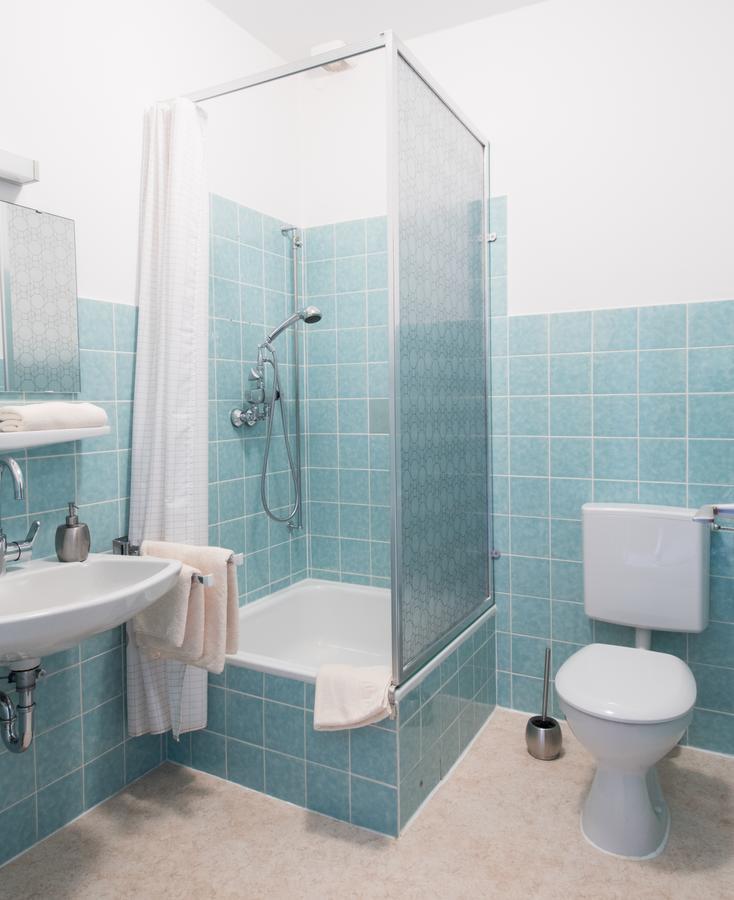 Altes Forsthaus Bed & Breakfast Мандершайд Екстериор снимка