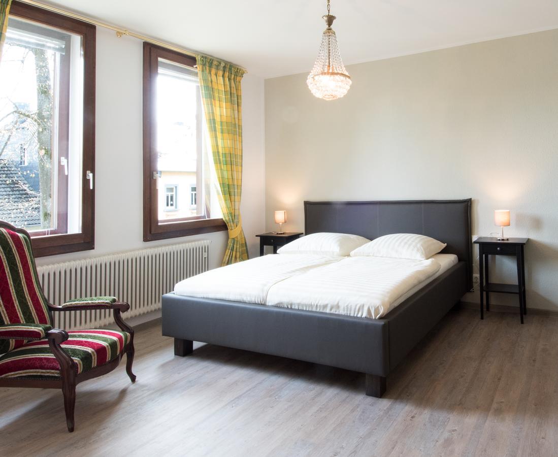 Altes Forsthaus Bed & Breakfast Мандершайд Екстериор снимка