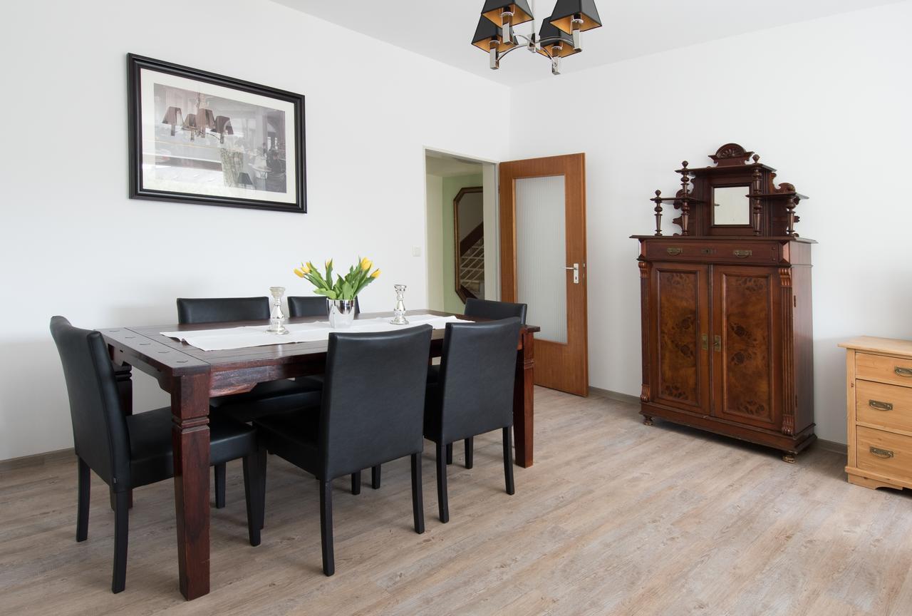 Altes Forsthaus Bed & Breakfast Мандершайд Екстериор снимка
